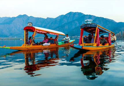 Amritsar with Kashmir and Vaishno Devi Scenic Tour